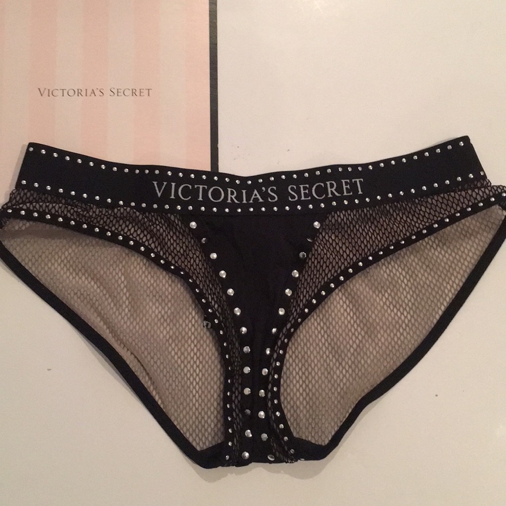 Balmain VS long line bra & fishnet panty set - Picture 6 of 7